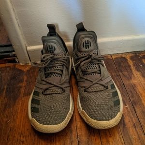 Adidas harden volume 2 men's size 8.5